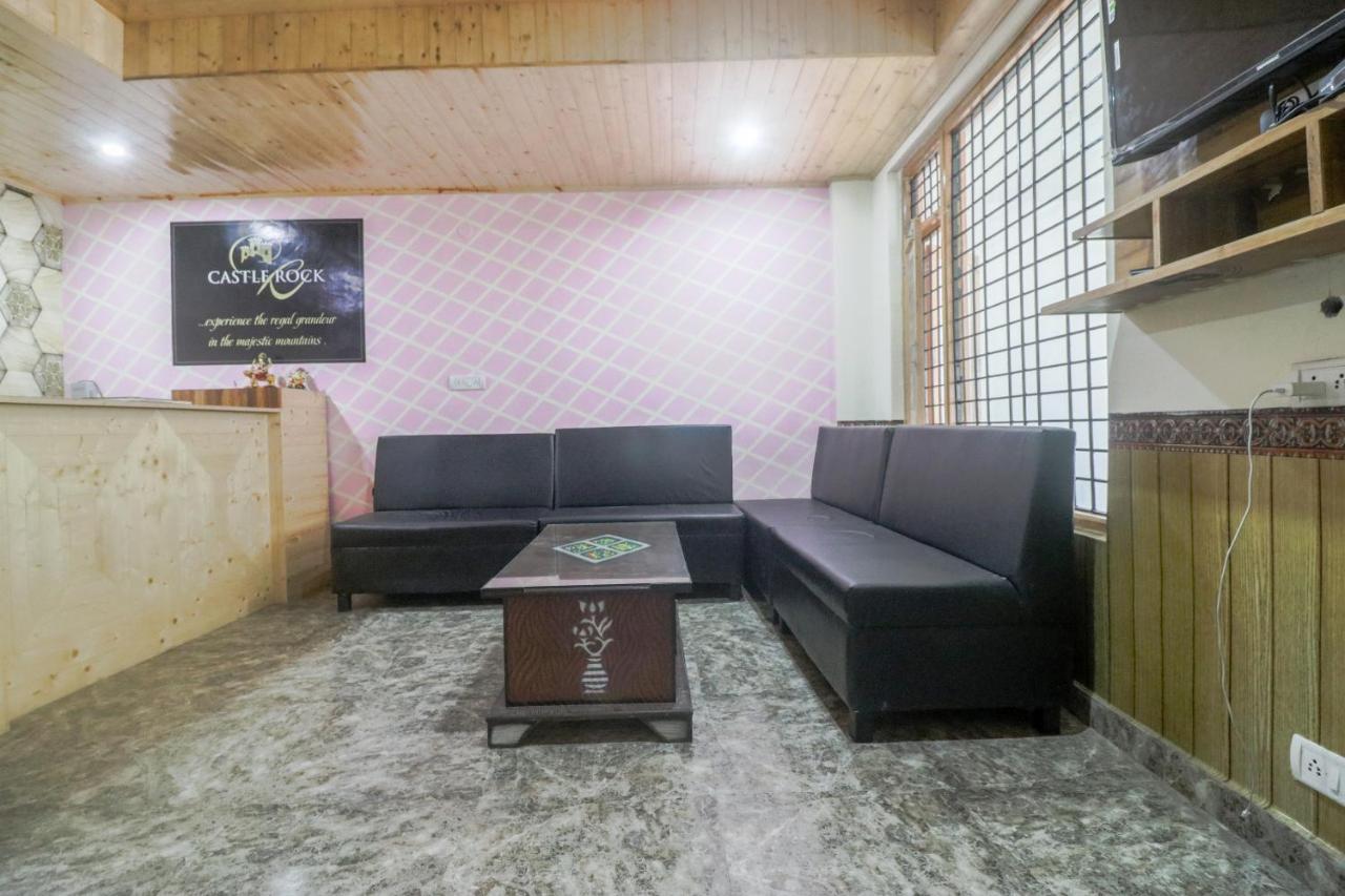 Fabhotel Castle Rock 马拉里 外观 照片