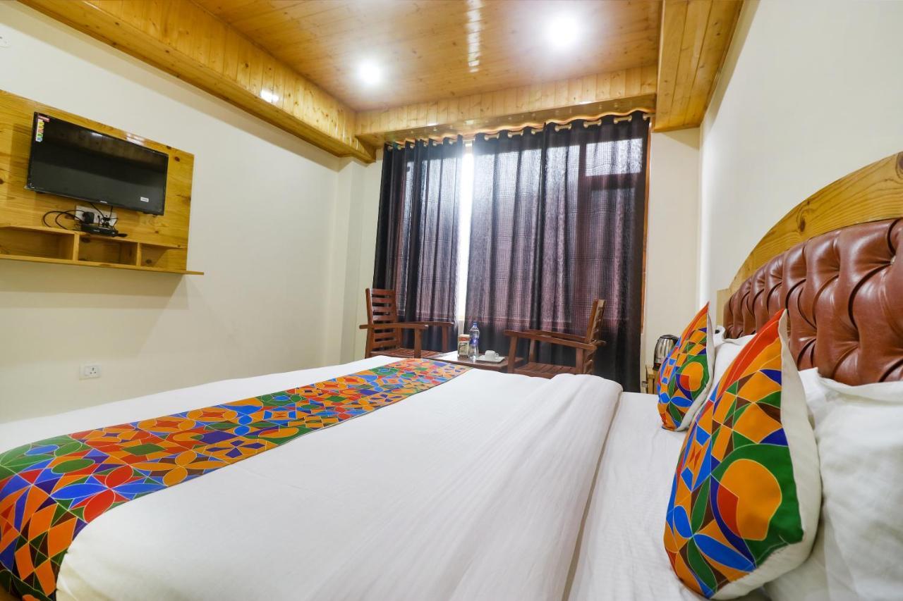 Fabhotel Castle Rock 马拉里 外观 照片